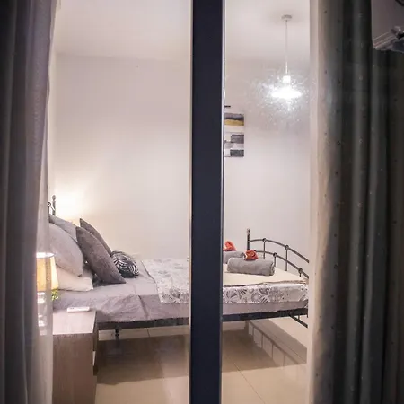 Cozy Aparment, Wifi, 5 Min To Sea, Self Checkin Sliema